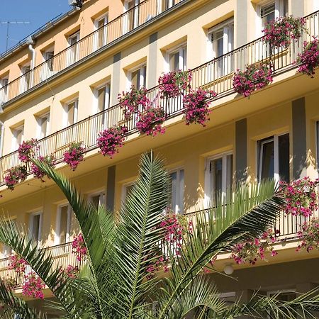 Dom Zdrojowy Aparthotel Jelenia Góra Exteriör bild