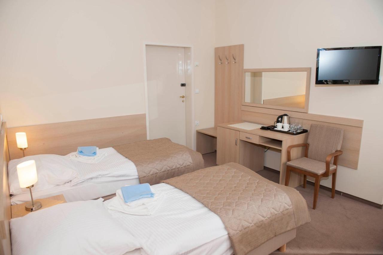 Dom Zdrojowy Aparthotel Jelenia Góra Exteriör bild